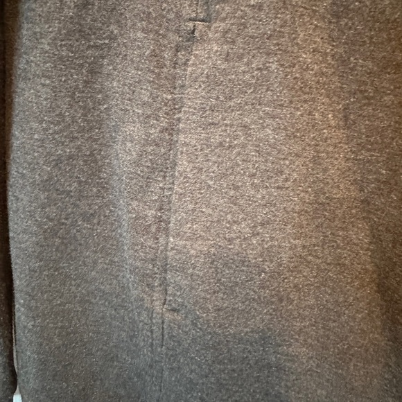 Lululemon Coast Wrap Women’s 8 Gray Relaxed Thumb Holes Open Front Activewear - Picture 3 of 10